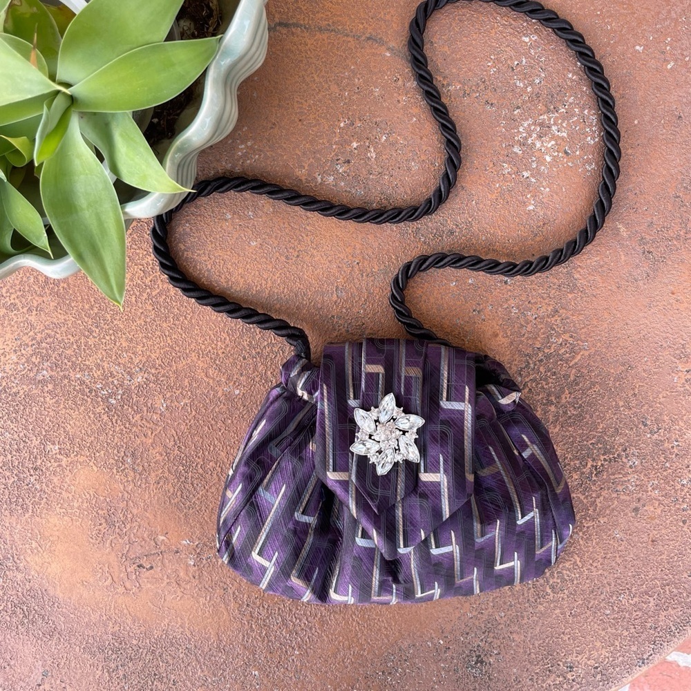 Vintage tie purse